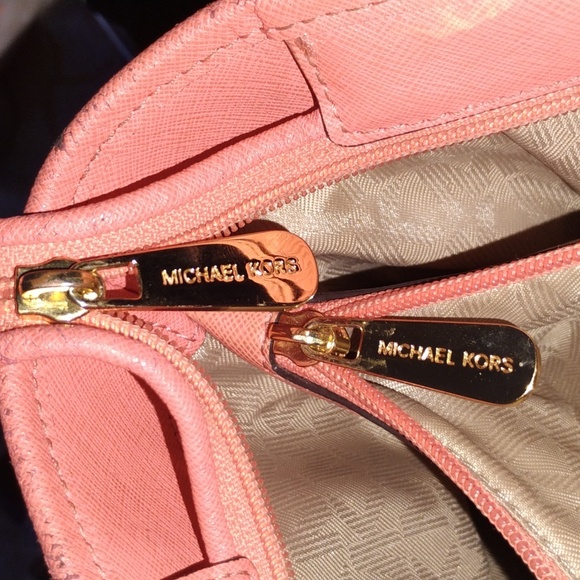 Michael Kors large rare Jet Set coral leather tote/shoulder bag - Picture 14 of 15